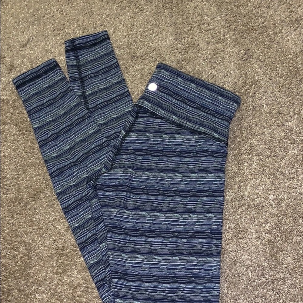 Lululemon wunder under